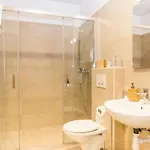 Via Domus Πανσιόν 4*